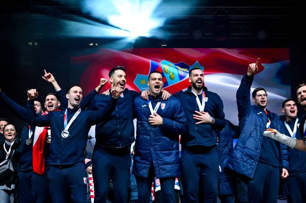 Zagreb: Marko Perković Thompson nastupio na svečanom dočeku hrvatske rukometne reprezentacije