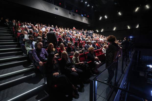 Zagreb: Na novoj sceni Hrvatskoga narodnog kazališta, HNK2 premijerno izveden mjuzikl "Cabaret"