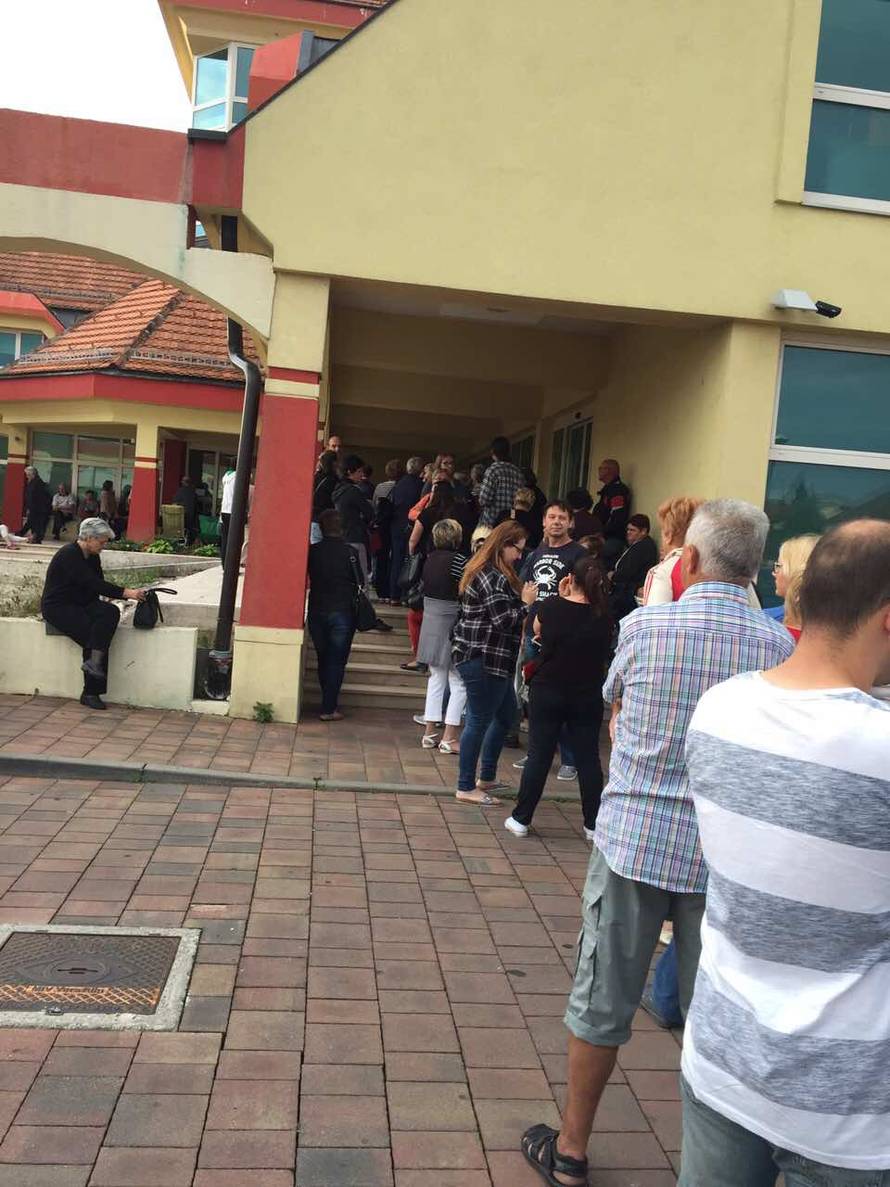 U Čakovcu su čekali cijelu noć kako bi se naručili na pregled