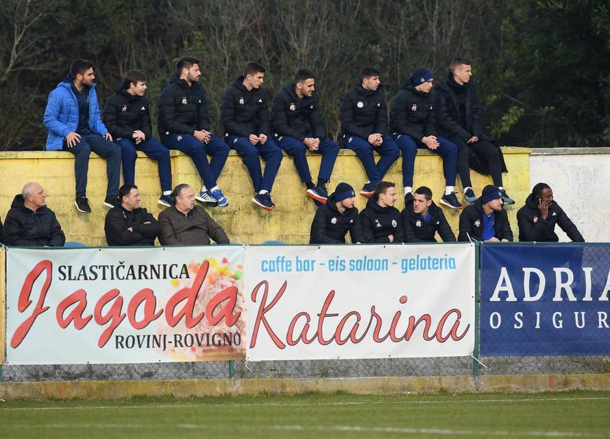 Sammir zabio golčinu Dinamu, Olmo sve promatrao sa zidića