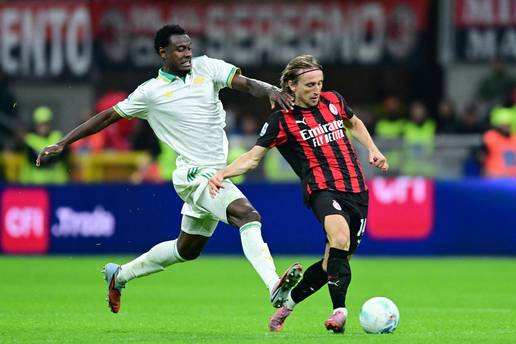 VIDEO Milan - Roma 1-0: Modrić i društvo slavili u dramatičnom derbiju! Srbin srušio Rimljane