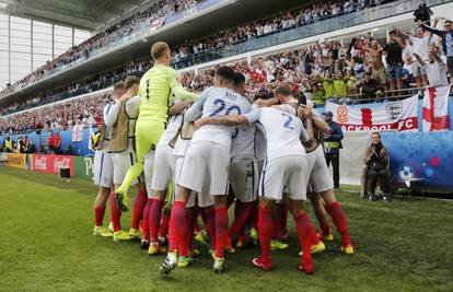 Wales nije izdržao: Engleska je preokrenula minutu prije kraja