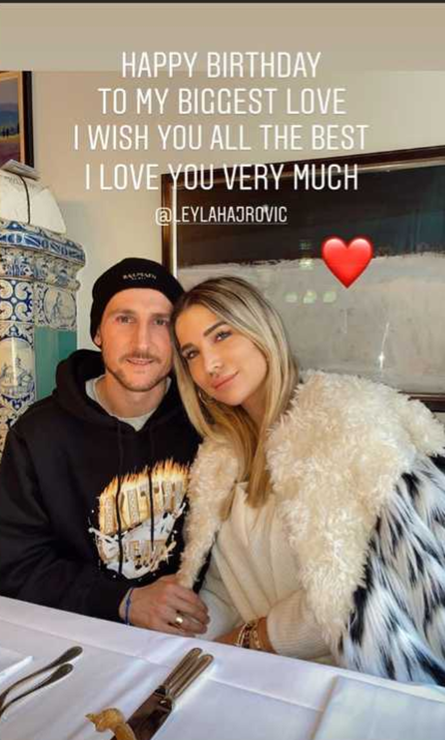 Leyla zaplakala od sreće: Izet ju iznenadio dolaskom u ponoć