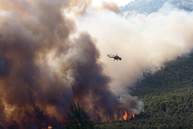 Wildfire in Krio Pigadi