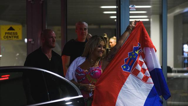 Zadar: Rita Ora pozirala s hrvatskom zastavom