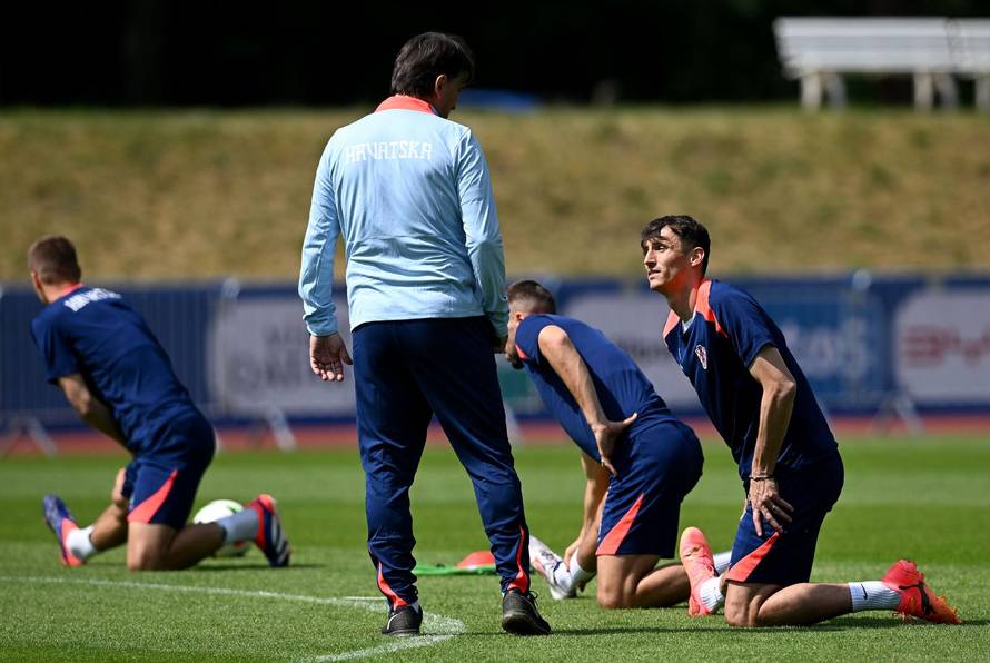 Neuruppin: Trening hrvatske nogometne reprezentacije u kampu uoči utakmice s Albanijom