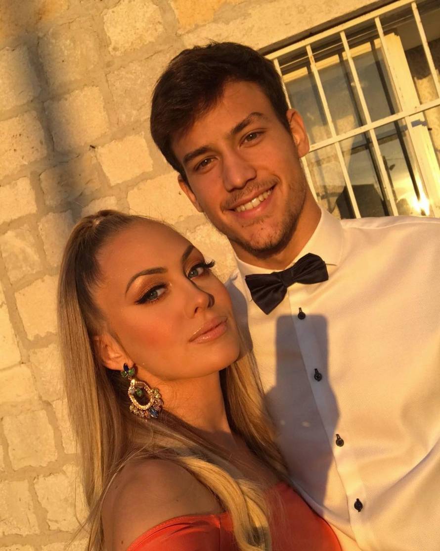 Albina, sretno! 'Nije me strah. Brinula sam se za zdravlje cijele ekipe, ali tu smo, uzbuđeni smo'