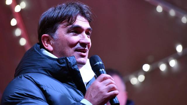 Varaždin: Zlatko Dalić stigao među obožavatelje na Kapucinskom trgu