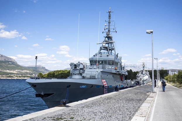 Split: Ministar obrane posjetio vojarnu "Admiral flote Sveto Letica Barba"