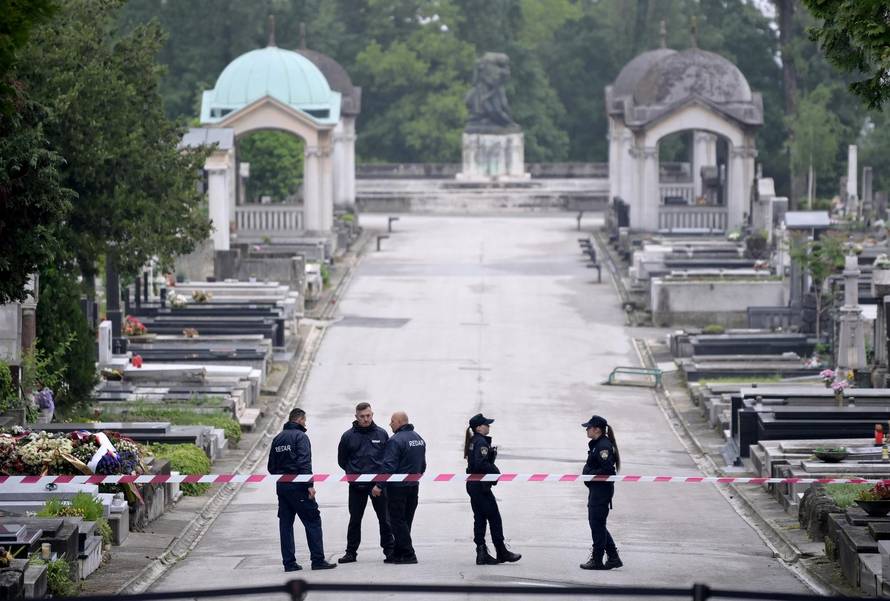 Zagreb: Jako osiguranje na Mirogoju prije dolaska državnog vrha na obljetnicu Bleiburga