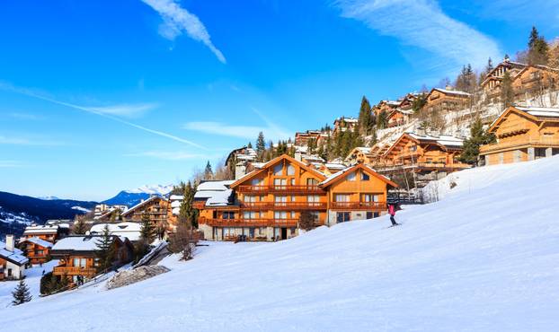 Chalet on the slopes of the valley Meribel. Ski Resort Meribel V
