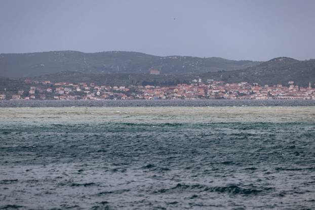 Zadar: Nevrijeme dolazi prema gradu