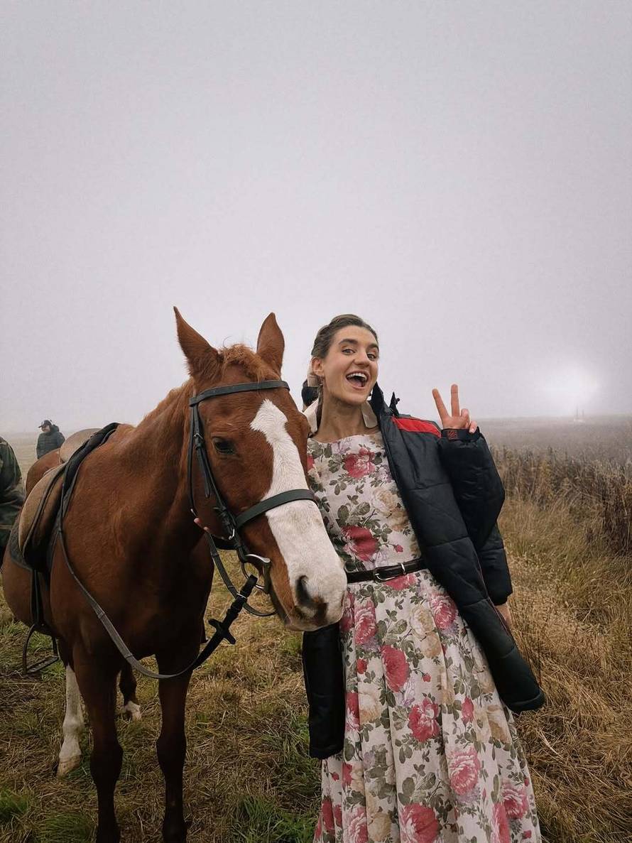 Razigrana i šaljiva Margarita Mladinić: 'U Divljim pčelama samo su nam konji pitomi...'