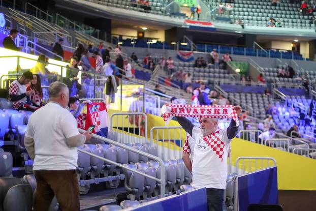 Atmosfera u Areni Zagreb prije početka susreta Francuske i Hrvatske na Svjetskom rukometnom prvenstvu 2025.