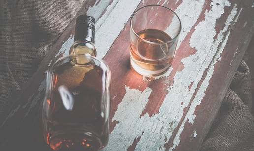 Nevjerojatne priče o zakopanim i opet nađenim bocama viskija