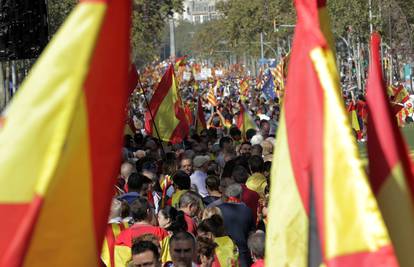 Katalonci blokiraju autocestu između Francuske i Španjolske