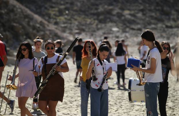 ARHIVA: Utakmica na dnu isušenog Modrog jezera koje danas doseže rekordan vodostaj