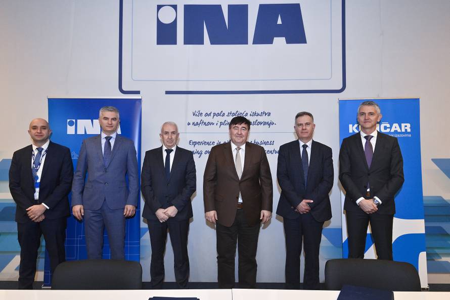 Zagreb, 20.01.2022 - Potpisivanje ugovora izmedju Ine i Koncara