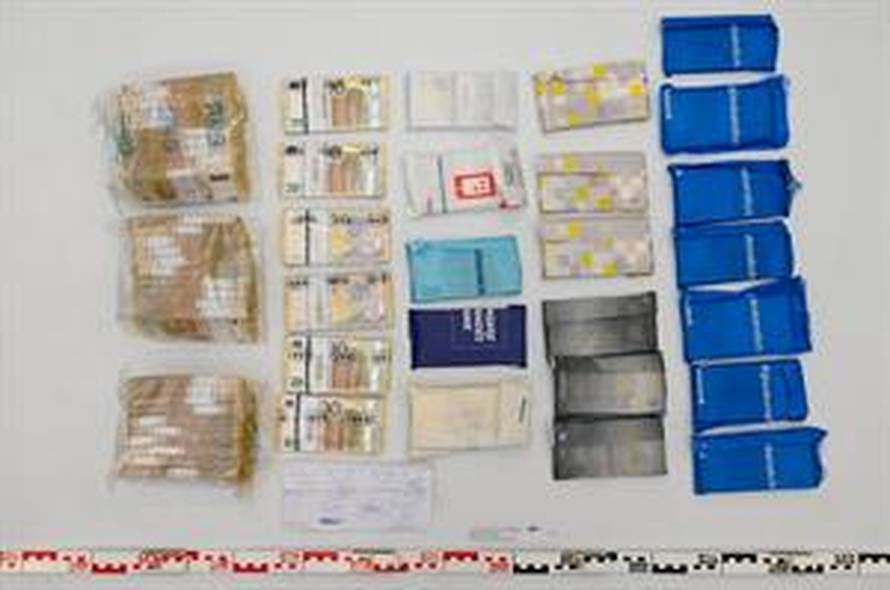 Austrijska šamanica varala ljude. Policija joj u sefu u kući našla preko 10 milijuna eura