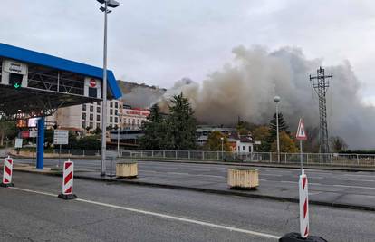 FOTO Gori hotel Mulino u Istri, vatra je zahvatila i krovište