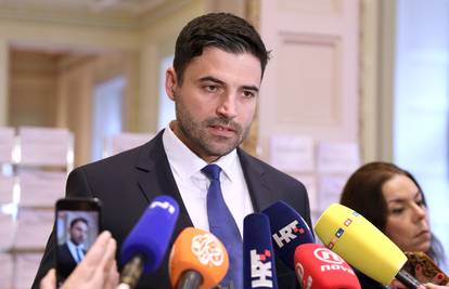Bernardić: SDP će zatražiti plenarnu sjednicu zbog aviona