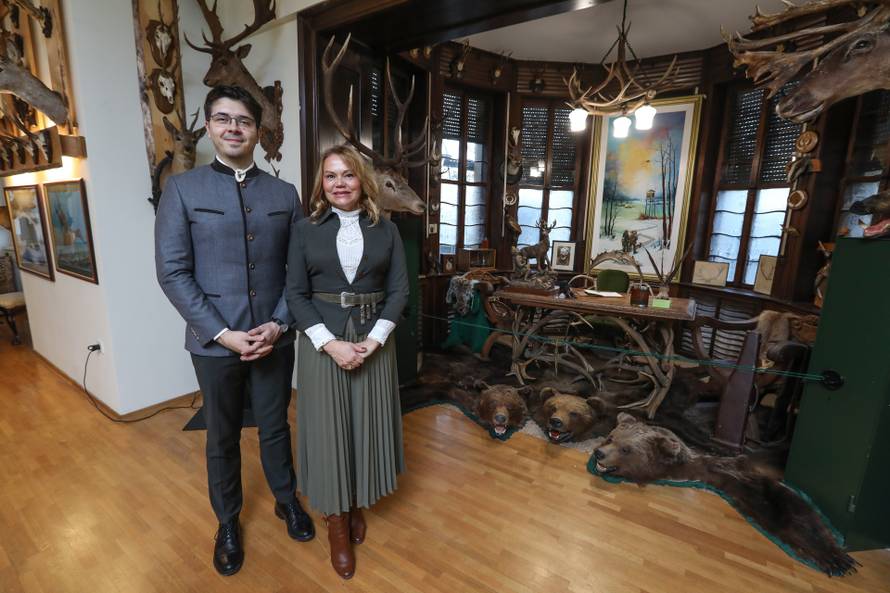 24SATA Izložba "100 godina hrvatskog lovstva" u Lovačkom muzeju