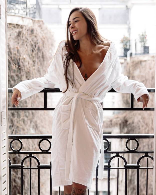 FOTO Realova zvijezda oženila atraktivnu influencericu. Imaju troje djece iz prethodnih veza