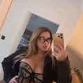 FOTO Kakav dekolte! Nives Celzijus se snimala u &ccaron;ipkastom seksi korzetu i pokazala obline