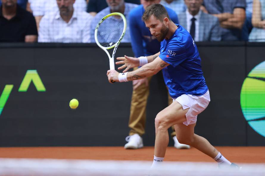 Osijek: Davis Cup, Hrvatska - Francsuka, Dino Prizmić - Corentin Moutet