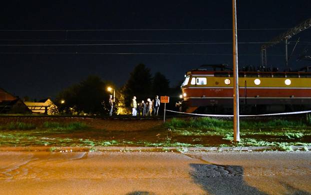 Slavonski Brod: Dvije žen​ske osobe poginule u naletu vlaka​.