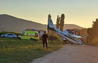 Zrakoplovna nesreća u Sinju: Cessna pri slijetanju izletjela s piste, ozlijeđeni pilot i kopilot