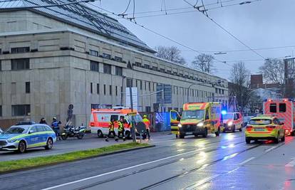 Policija nakon nekoliko sati okončala talačku krizu: Upali su u ljekarnu i uhitili otmičara