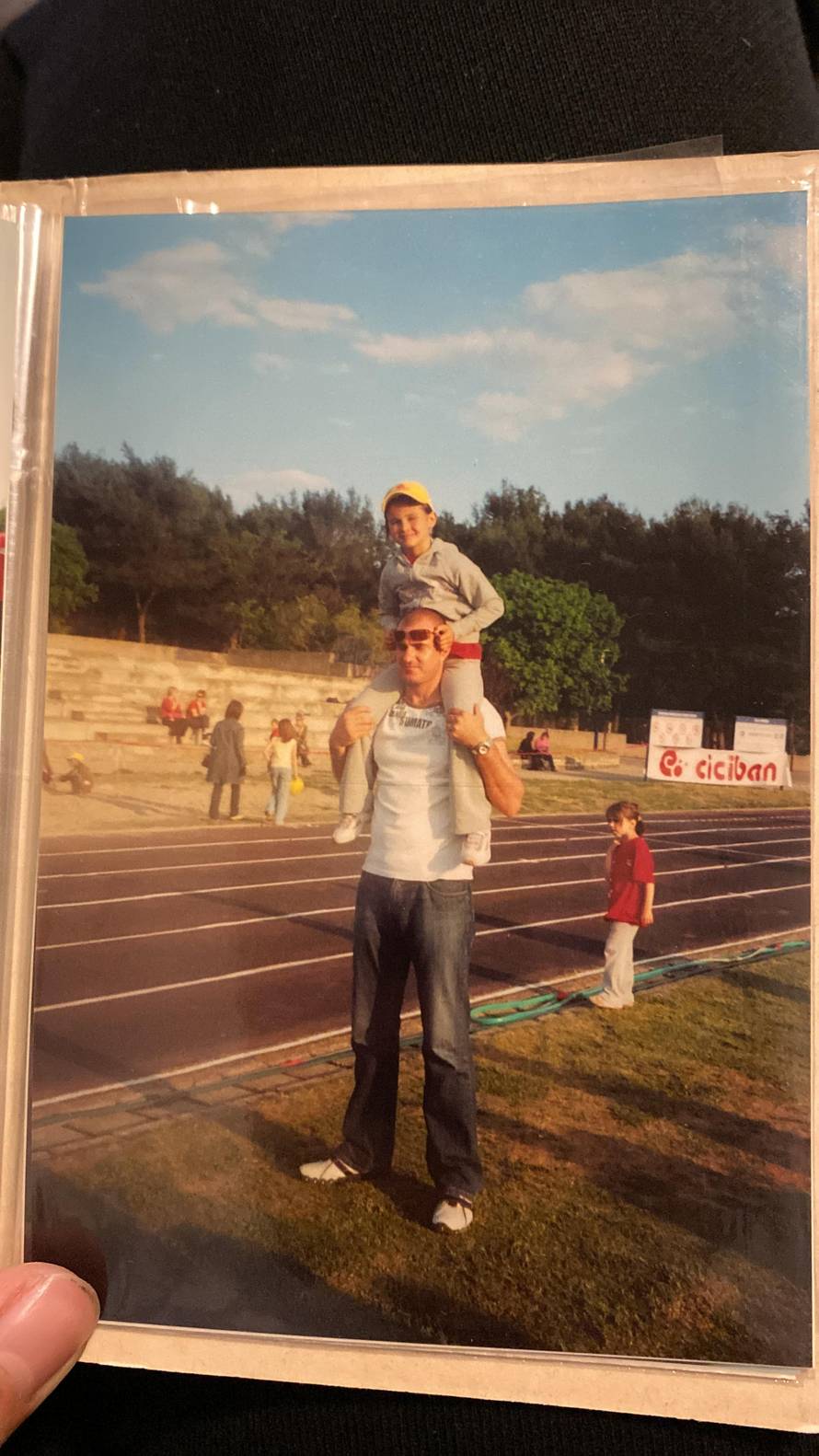 EKSKLUZIVNO Nikad viđene fotke misice Laure: Tata joj je oduvijek bio uzor i idol...