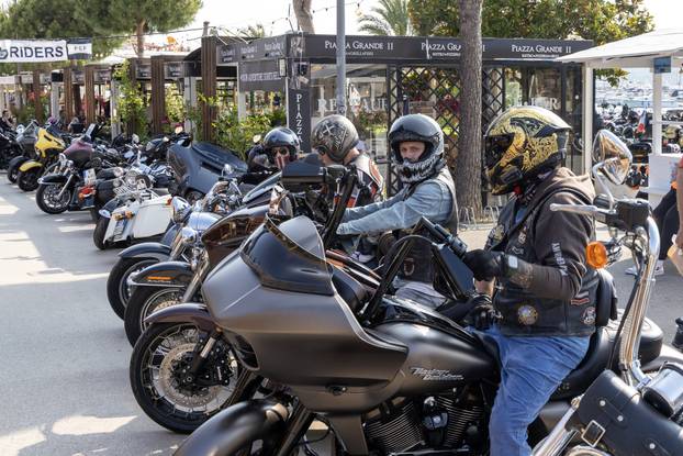 Medulin: Prvi dan H.O.G. Rallyja, susreta zaljubljenika u Harley Davidson iz svih zemalja