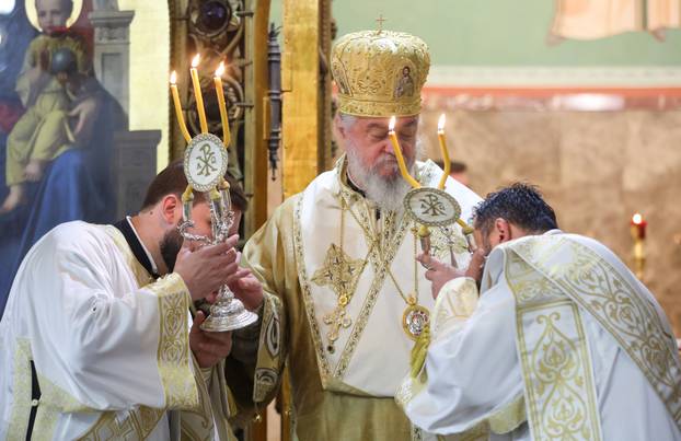 Zagreb: Pravoslavni vjernici na svetoj liturgiji u Sabornom hramu