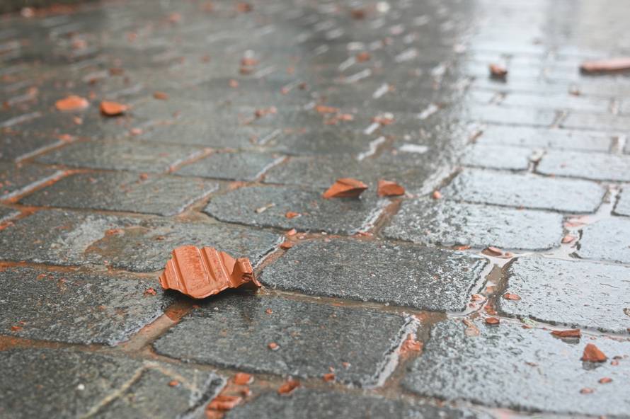 Olujno nevrijeme napravilo veliku štetu u Zagrebu