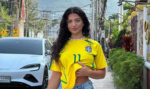 FOTO Albanka slama srca nogometnim zvijezdama: 'Zovu me kod sebe, sve sam ih odbila'