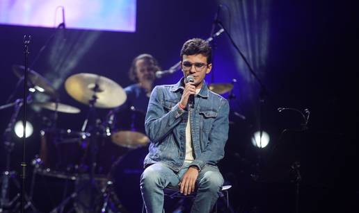 Martin Kosovec nakon 8 tjedana na vrhu top liste objavio remix pjesme 'Ti si bila moje sunce'