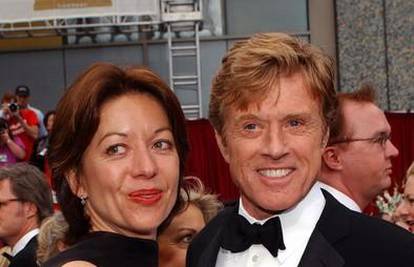 Robert Redford oženio je 20 godina mlađu slikaricu