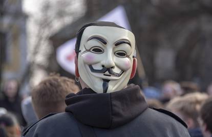Anonymousi objavili: Hakirali smo printere po Rusiji, iz njih izlazi antiratna propaganda
