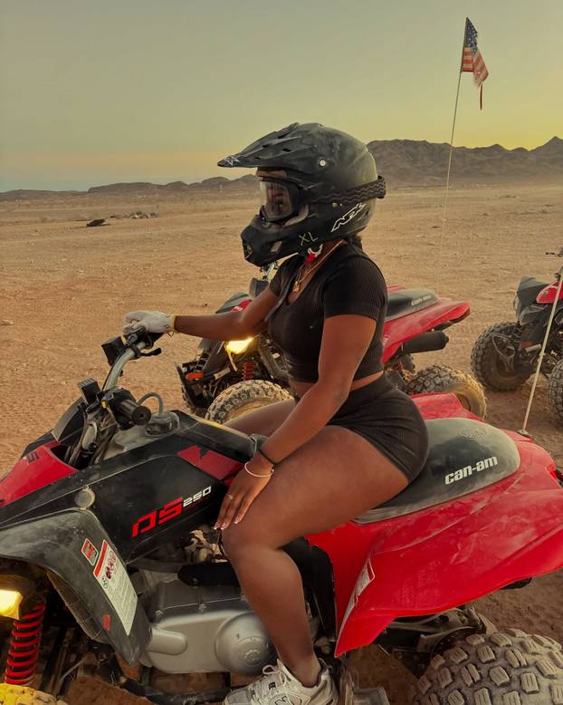 FOTO Protivnica Donne Vekić se nakon ozljede posvetila drugom poslu. Snima sadržaj za odrasle