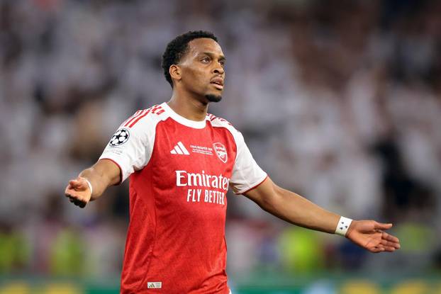 Paris Saint Germain v Arsenal - UEFA Champions League - Final - Puskas Arena