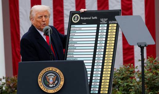 Nabio je tarife svima,  čak i pingvinima, samo ne Rusima. Trump je gurnuo svijet u kaos
