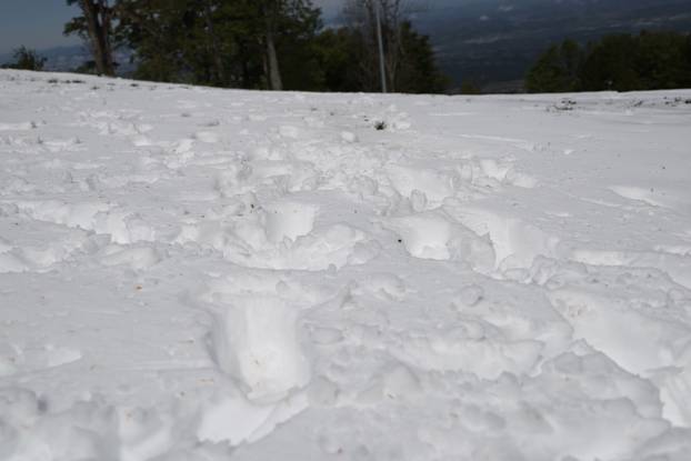 Zagreb: Sljeme prekrio snijeg