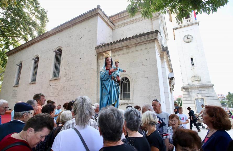 Solin: Vjernici dolaze u prasvetiÅ¡te Gospe od Otoka na proslavu Male Gospe