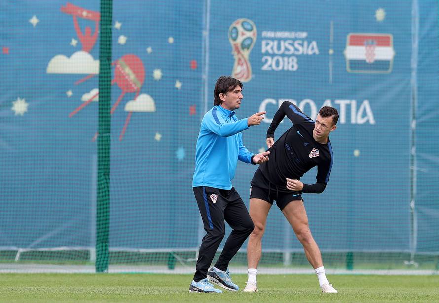 Roščino: Trening hrvatske nogometne reprezentacije na stadionu Arena Roscino