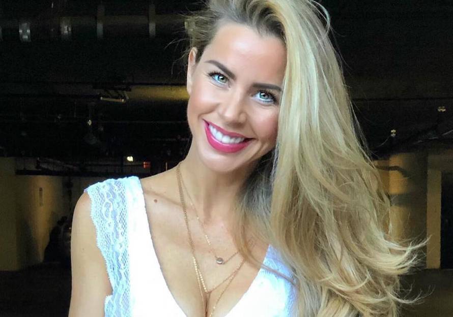 Playboy zečica: Pila sam votku 24 sata dnevno i povraćala krv