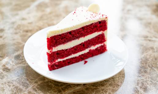 Fina red velvet luksuzna torta