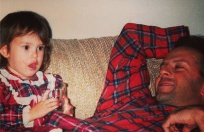 Rumer se prisjeća djetinjstva: Tata i ja u sličnim pidžamama