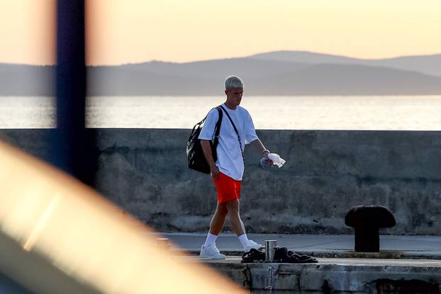 EKSKLUZIVNO Zadar: Dani Olmo s djevojkom i prijateljima odmara na luksuznoj jahti